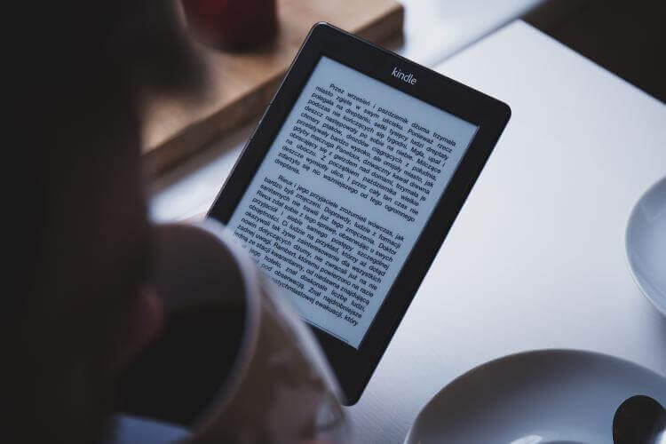 10 Advantages of E-books to Students to Study