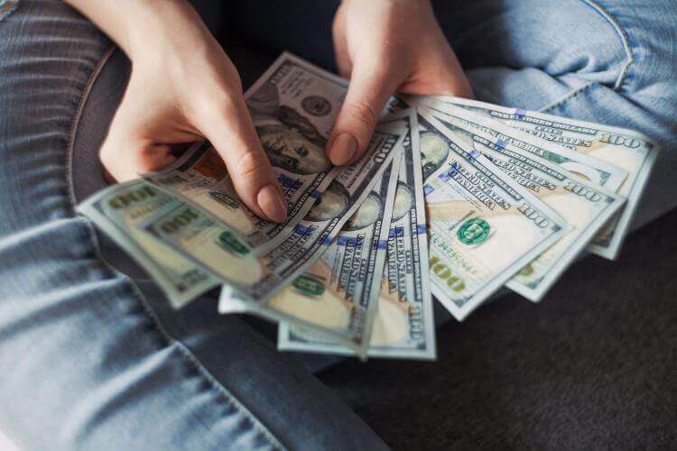 What New Zealand Residents Need to Keep in Mind Before Getting a Quick Loan