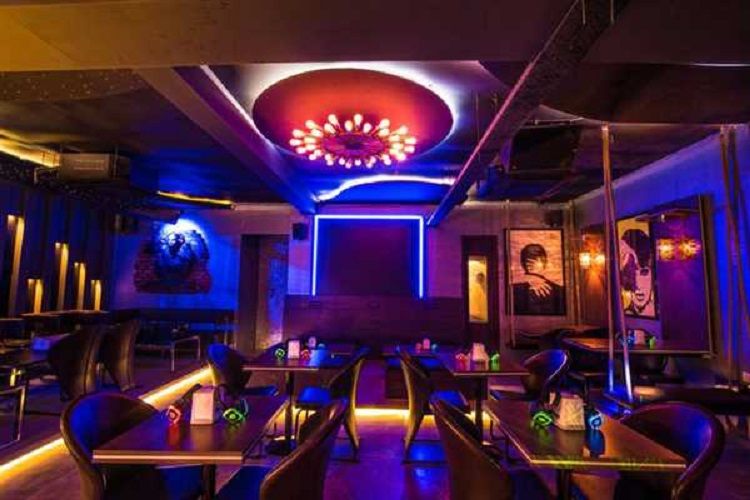 places to celebrate birthday in delhi