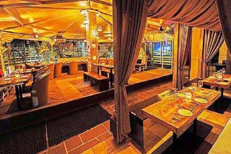 places to celebrate birthday in delhi