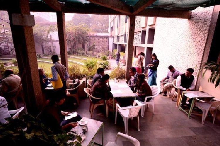 places to celebrate birthday in delhi