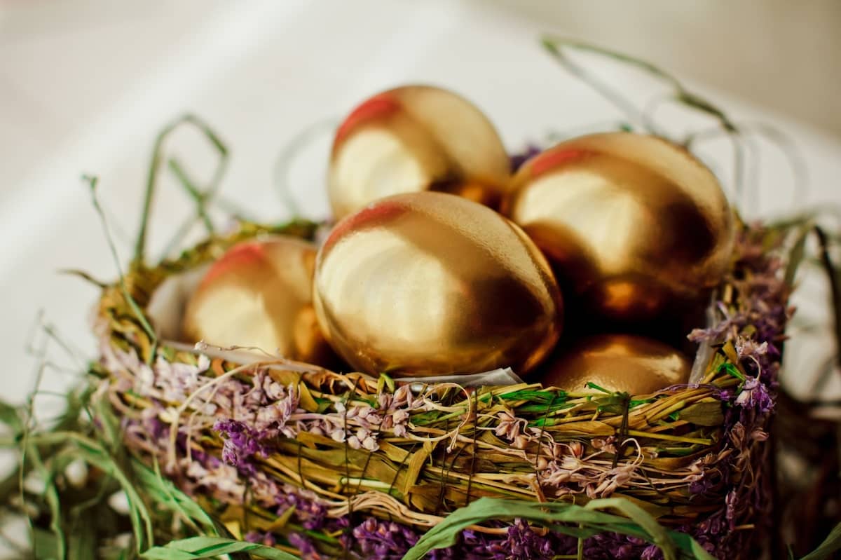 Gold egg